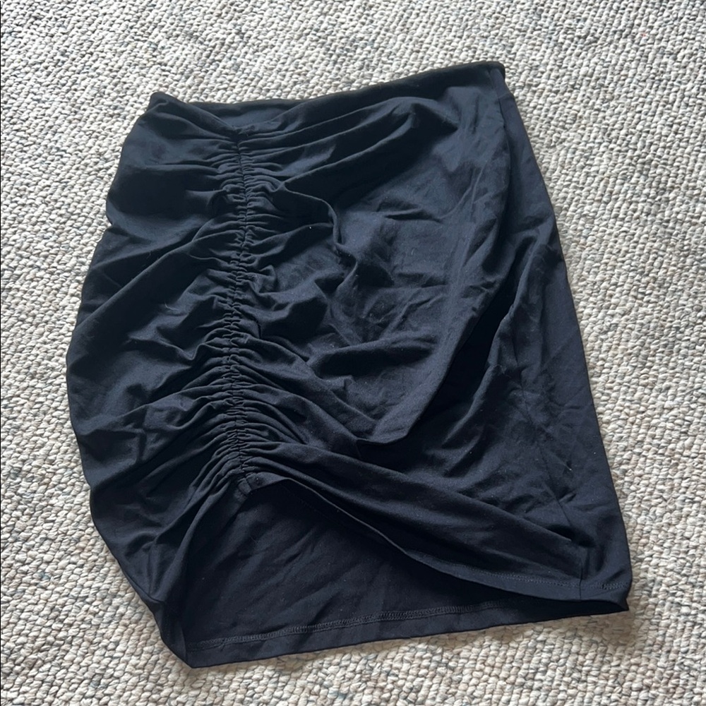 Susana Monaco Elegant Black Ruched Mini Skirt SMALL new without tags